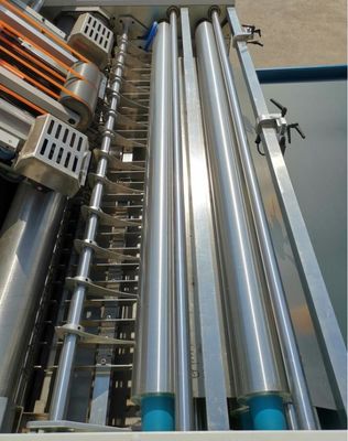 정밀한 골판지 합지 및 생산 효율성 향상을 제공하는 자동 플루트 라미네이터 기계