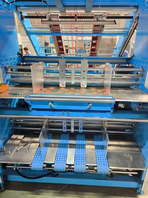 자동 세르보 제어 및 교정과 함께 호러브 된 종이를위한 고 정밀 엽에서 엽 라미네이션 기계