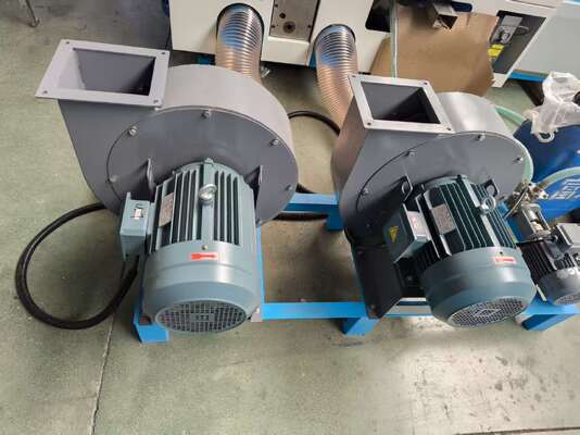 200m/min 속도의 골판지용 자동 고속 플루트 라미네이터 라미네이팅 기계