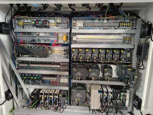 200m/min 속도의 골판지용 자동 고속 플루트 라미네이터 라미네이팅 기계