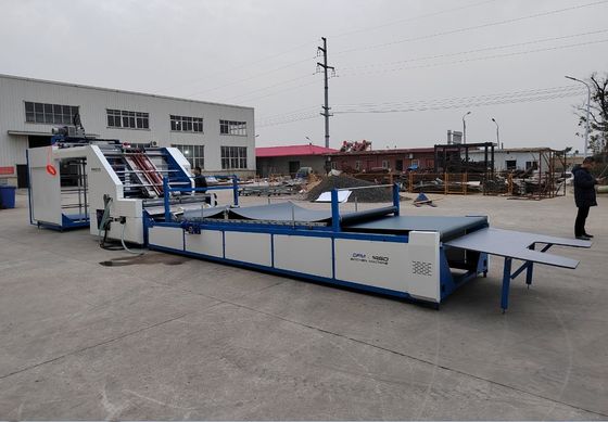 자동적인 골판지 플루트 박판으로 만드는 기계 1450mm 1650mm 고속